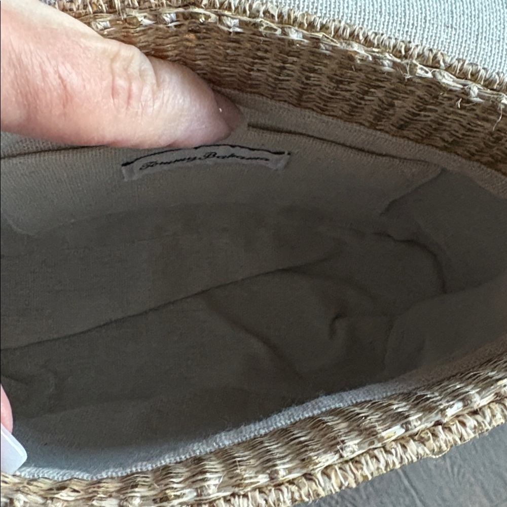 NWT Tommy Bahama Woven Straw & Shimmer Gold Fringe Bag w/Bamboo Handle - Picture 4 of 8